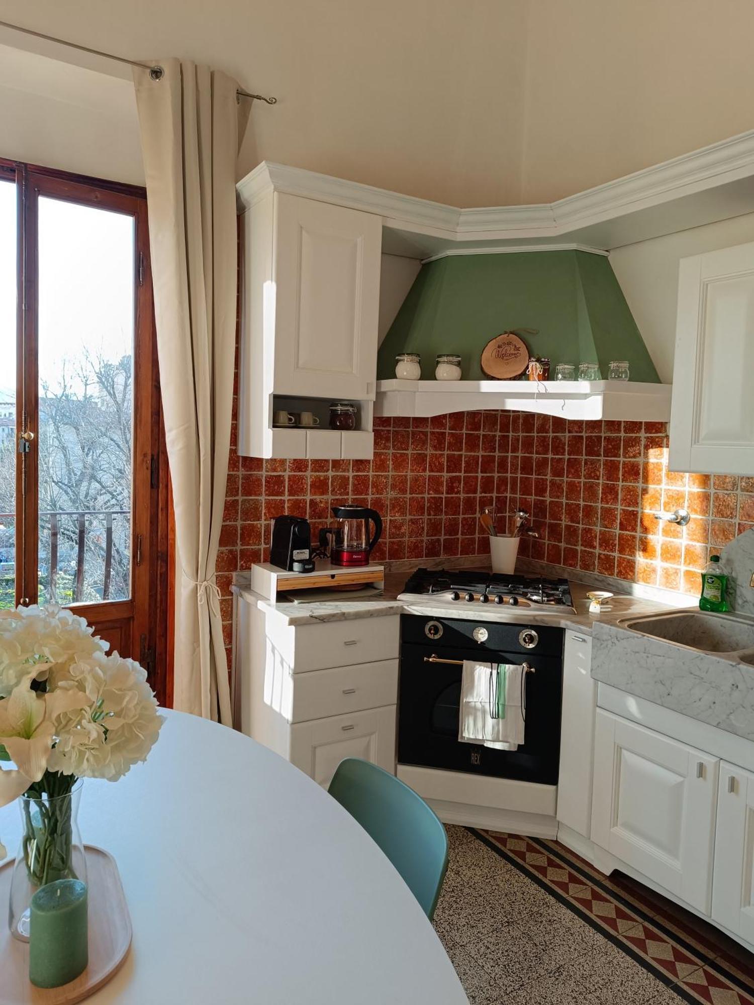 Florence Castle Apartment 2 Bedrooms, 2 Bathrooms Εξωτερικό φωτογραφία